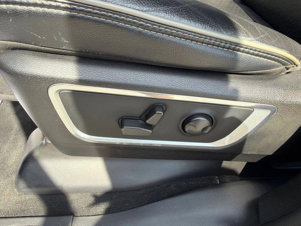 used 2022 Ram 1500 car, priced at $32,760