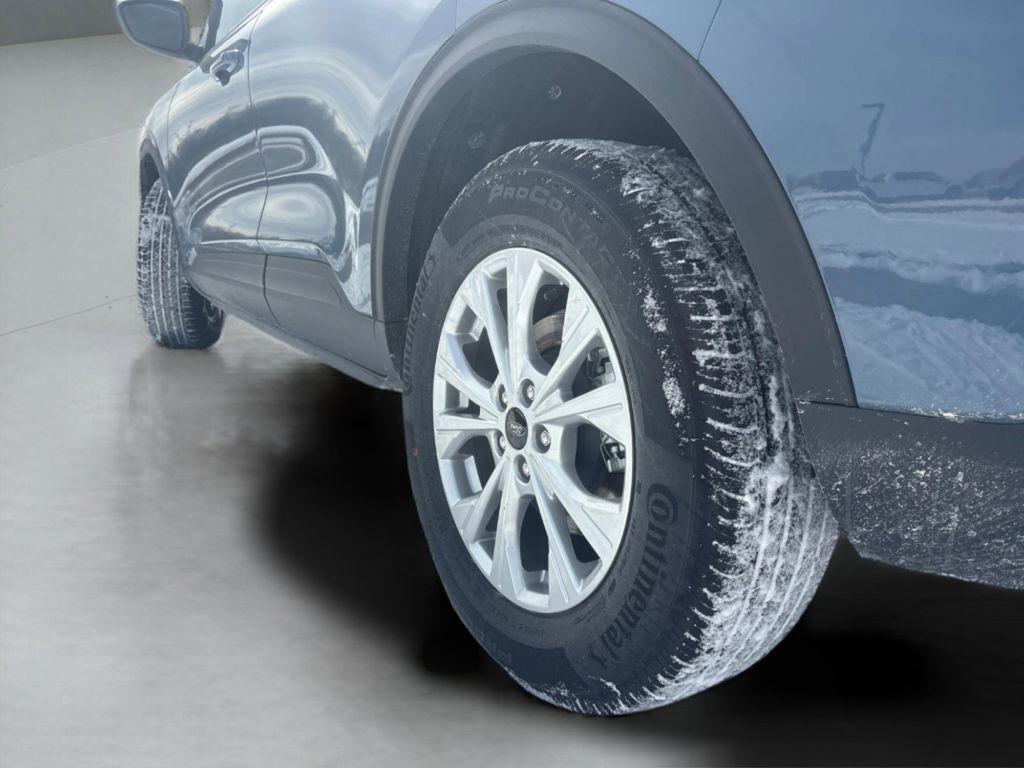 new 2026 Ford Escape car, priced at $29,876