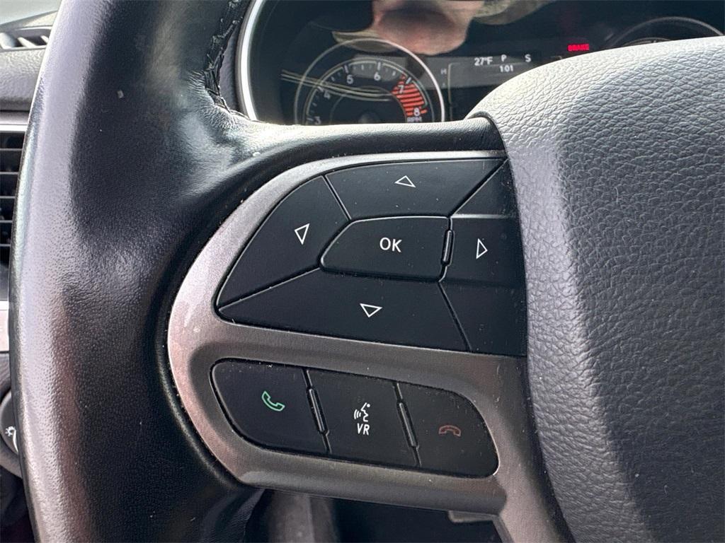 used 2021 Jeep Cherokee car, priced at $20,490