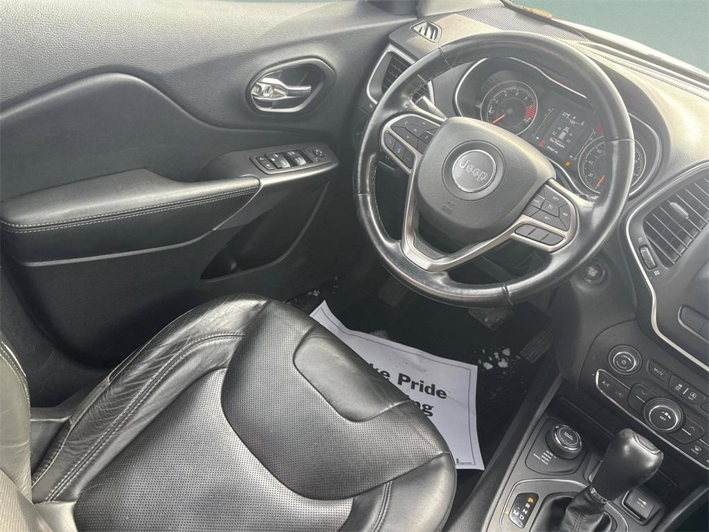 used 2021 Jeep Cherokee car, priced at $20,490