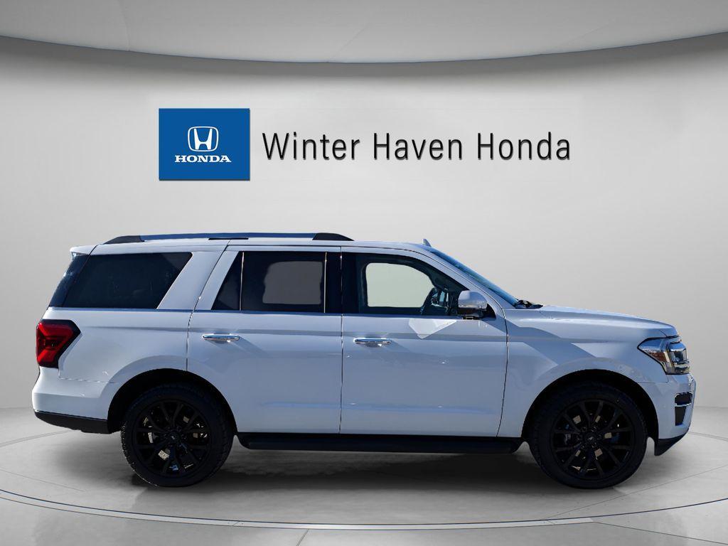 used 2024 Ford Expedition car, priced at $50,988