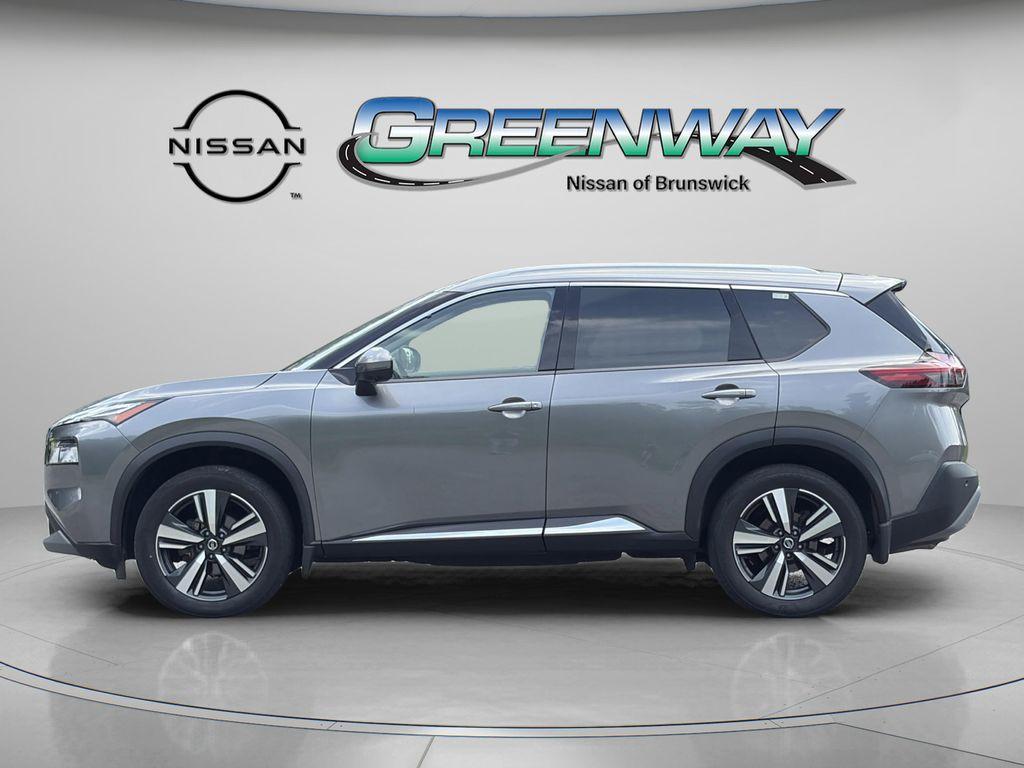 used 2021 Nissan Rogue car, priced at $25,564