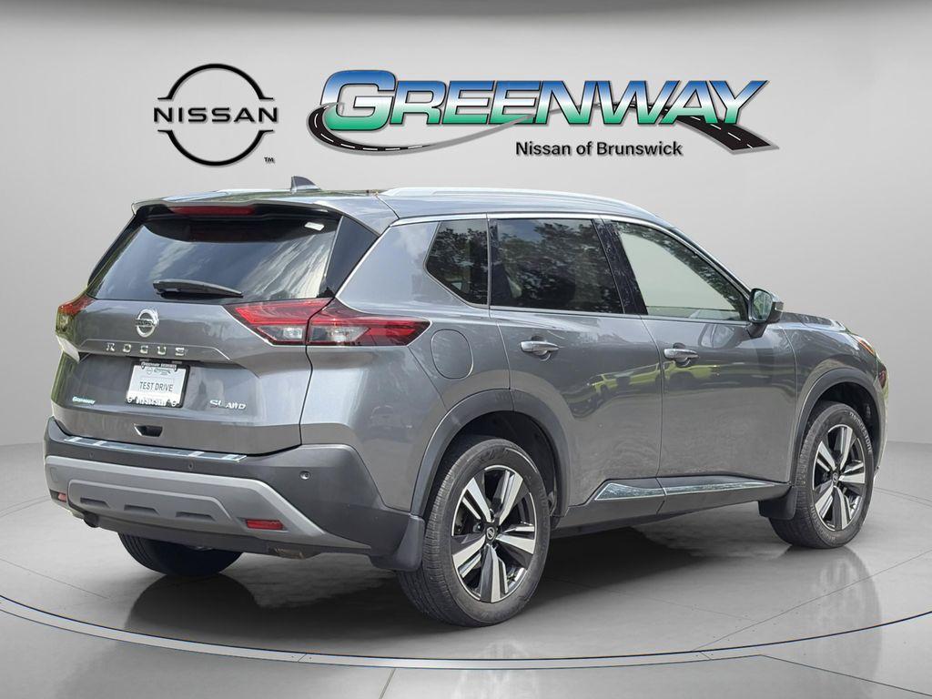 used 2021 Nissan Rogue car, priced at $25,564