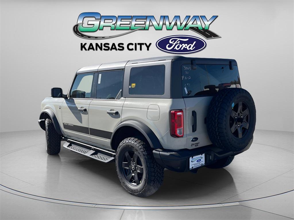 new 2025 Ford Bronco car, priced at $48,490