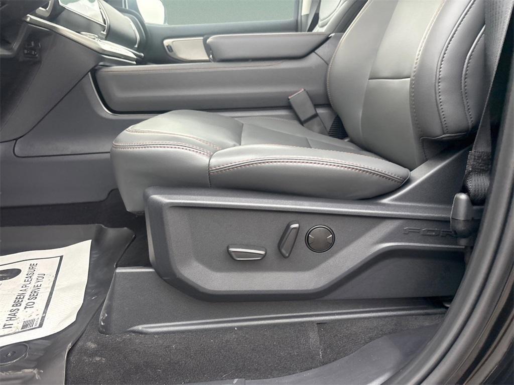 new 2025 Ford Expedition car, priced at $66,817