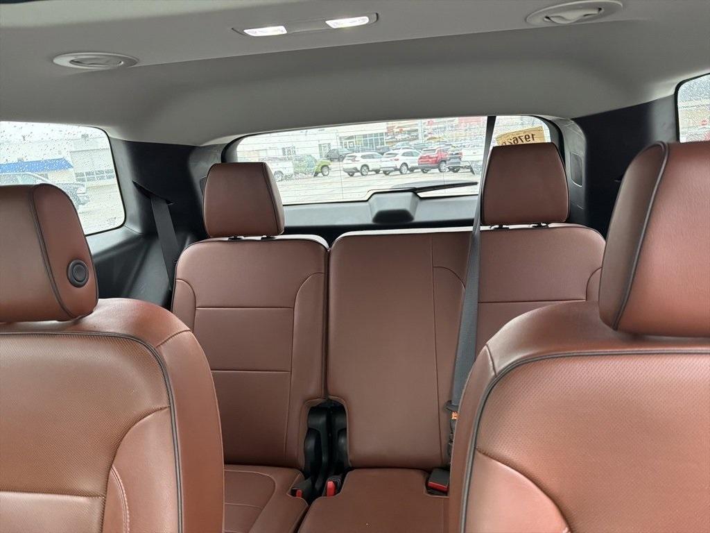 used 2018 Chevrolet Traverse car, priced at $25,990