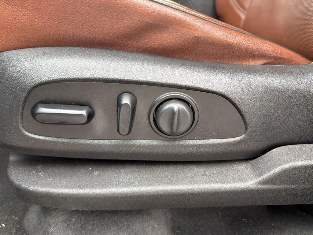 used 2018 Chevrolet Traverse car, priced at $25,990