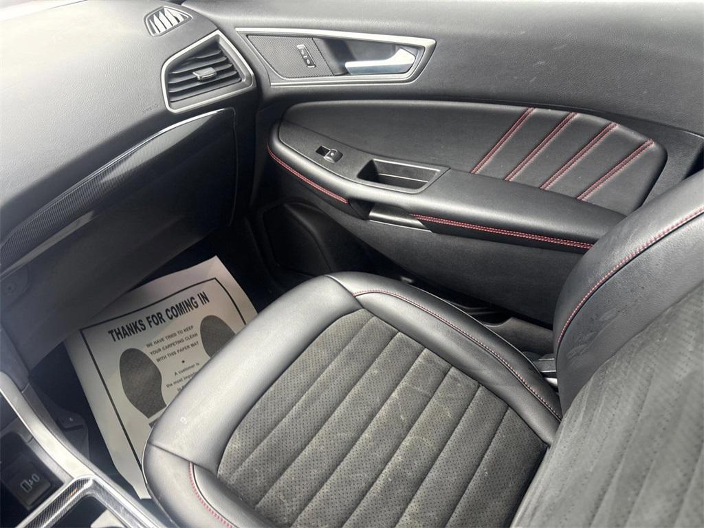 used 2022 Ford Edge car, priced at $22,990