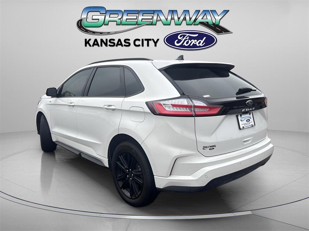 used 2022 Ford Edge car, priced at $22,990