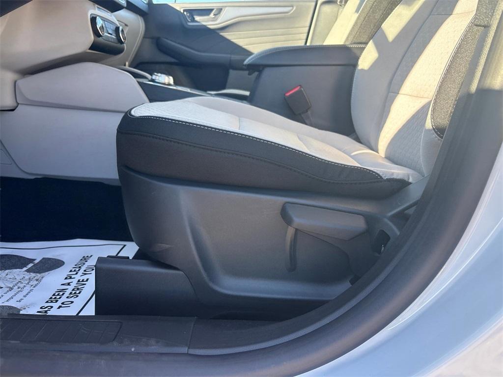 new 2026 Ford Escape car, priced at $25,717