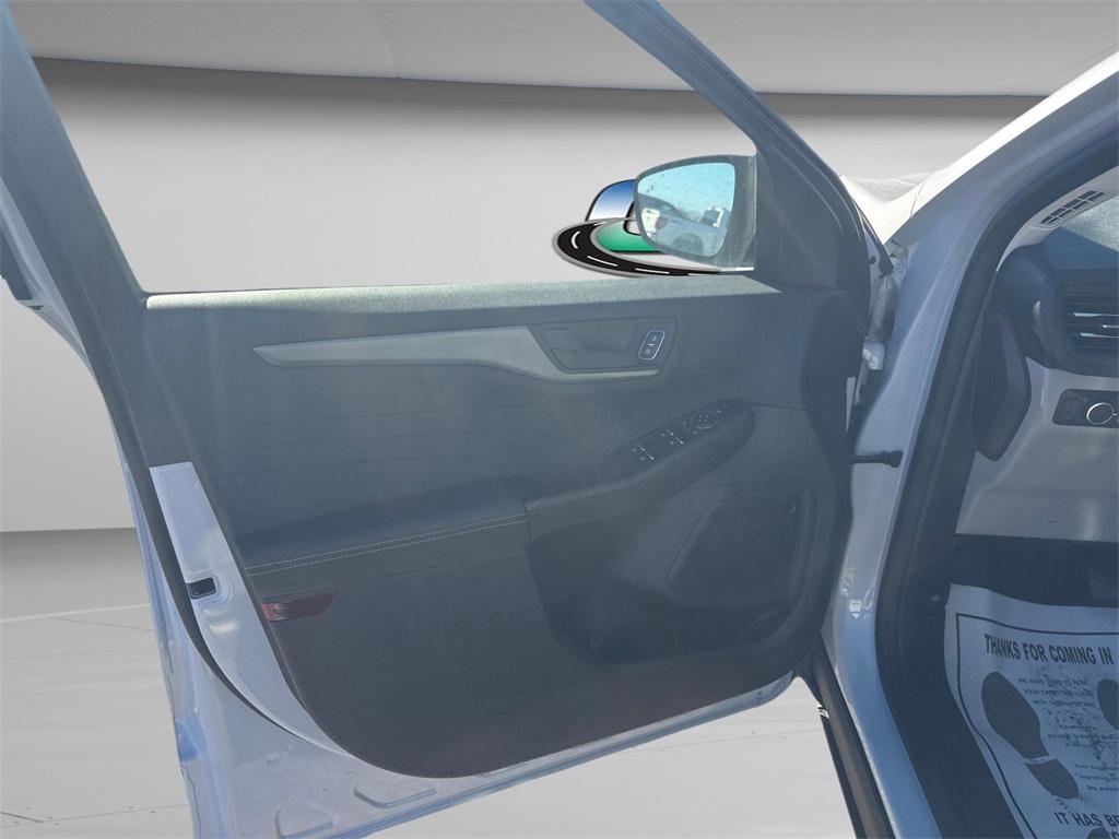 new 2026 Ford Escape car, priced at $25,717