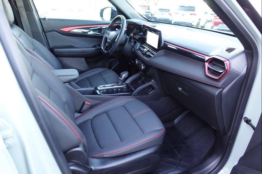 used 2024 Chevrolet TrailBlazer car, priced at $21,995