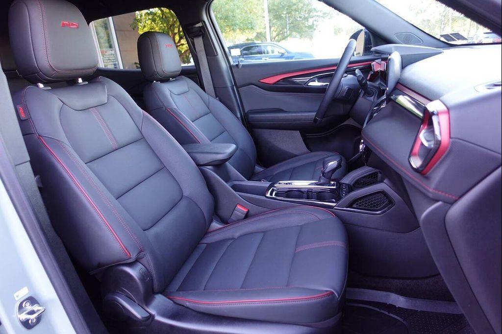 used 2024 Chevrolet TrailBlazer car, priced at $21,995