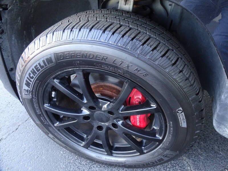 used 2010 Jeep Grand Cherokee car, priced at $15,995