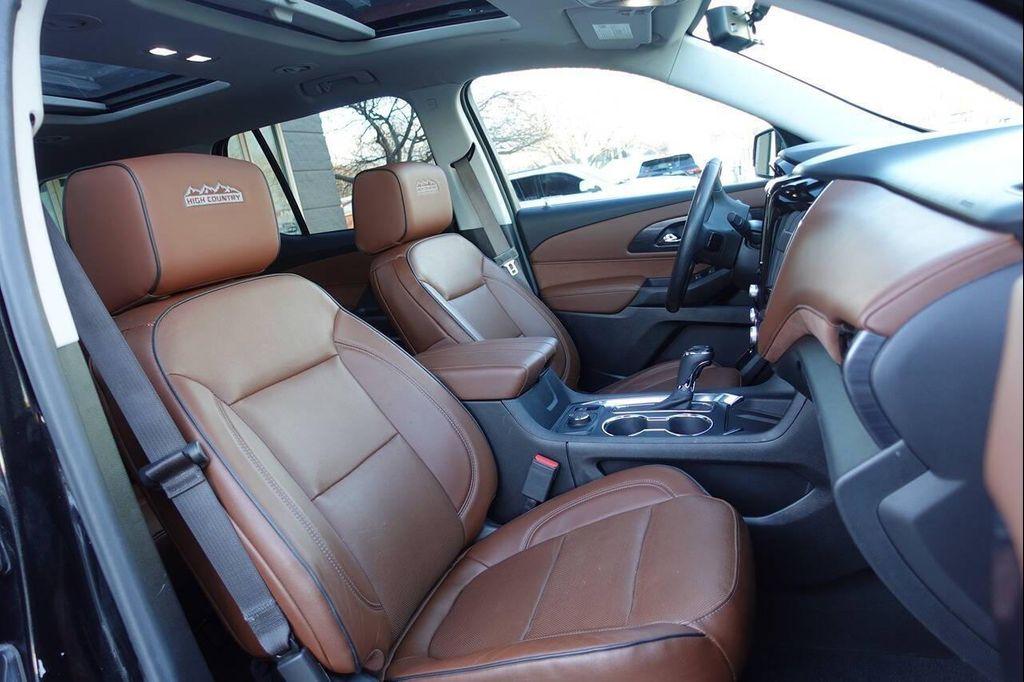 used 2018 Chevrolet Traverse car, priced at $22,995