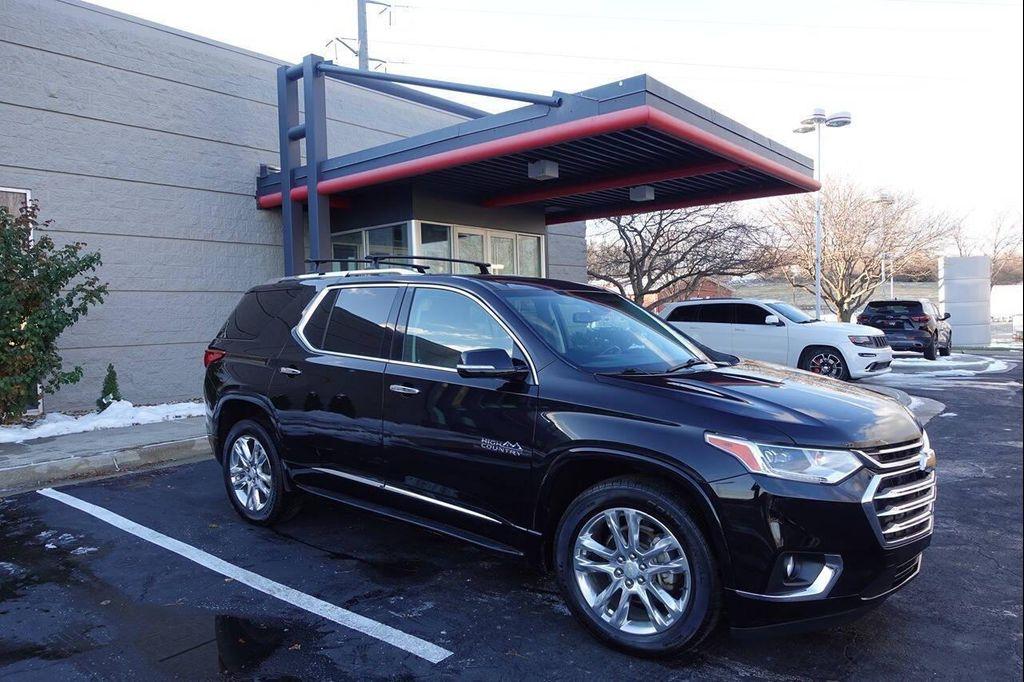 used 2018 Chevrolet Traverse car, priced at $22,995