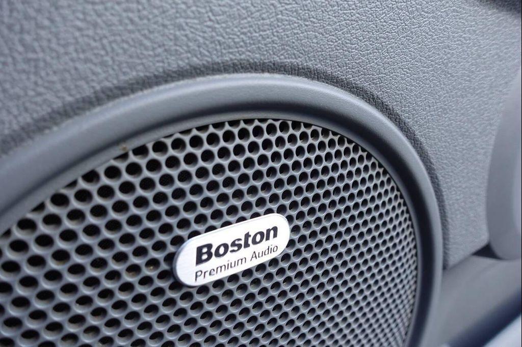 used 2007 Jeep Commander car, priced at $9,995