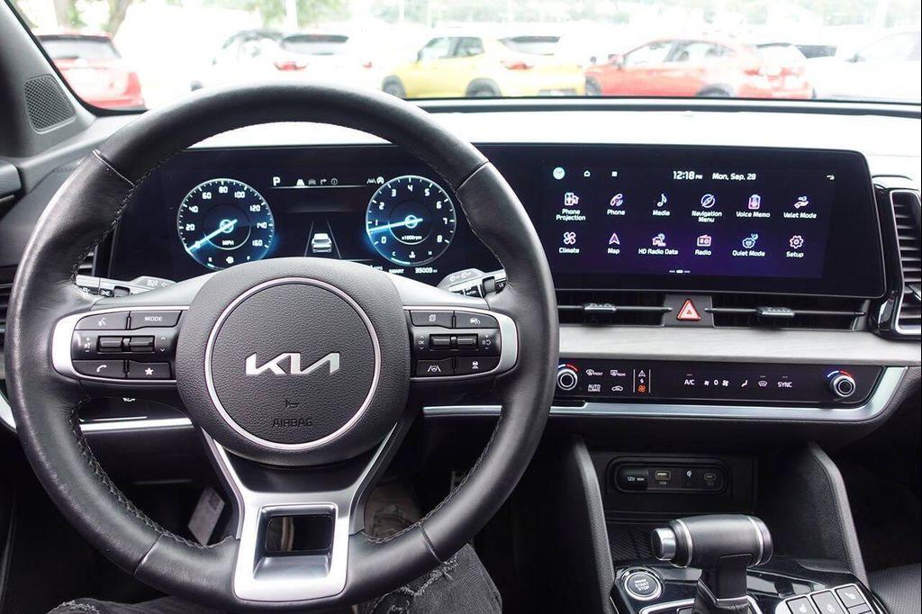 used 2024 Kia Sportage car, priced at $25,995