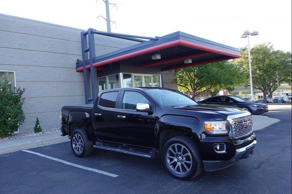 used 2019 GMC Canyon car, priced at $24,995