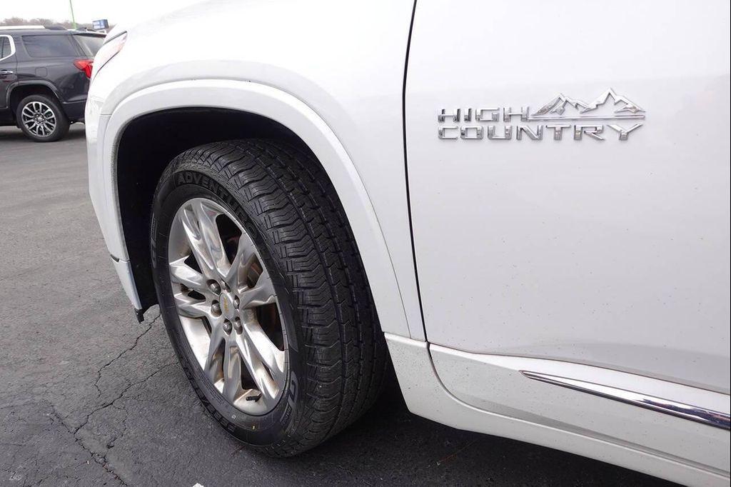 used 2018 Chevrolet Traverse car, priced at $19,995