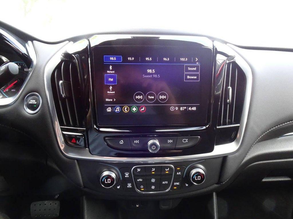 used 2022 Chevrolet Traverse car, priced at $19,995