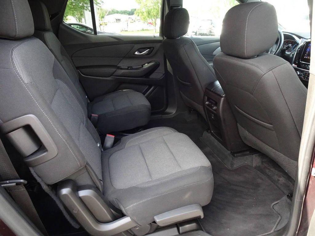 used 2022 Chevrolet Traverse car, priced at $19,995