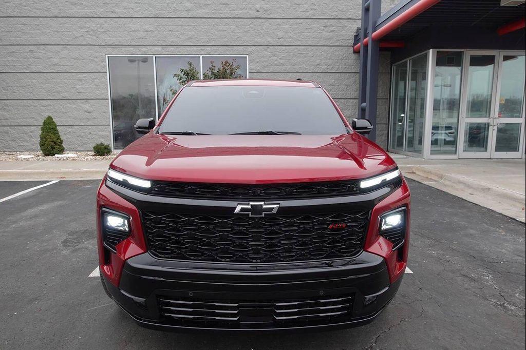 used 2024 Chevrolet Traverse car, priced at $42,995