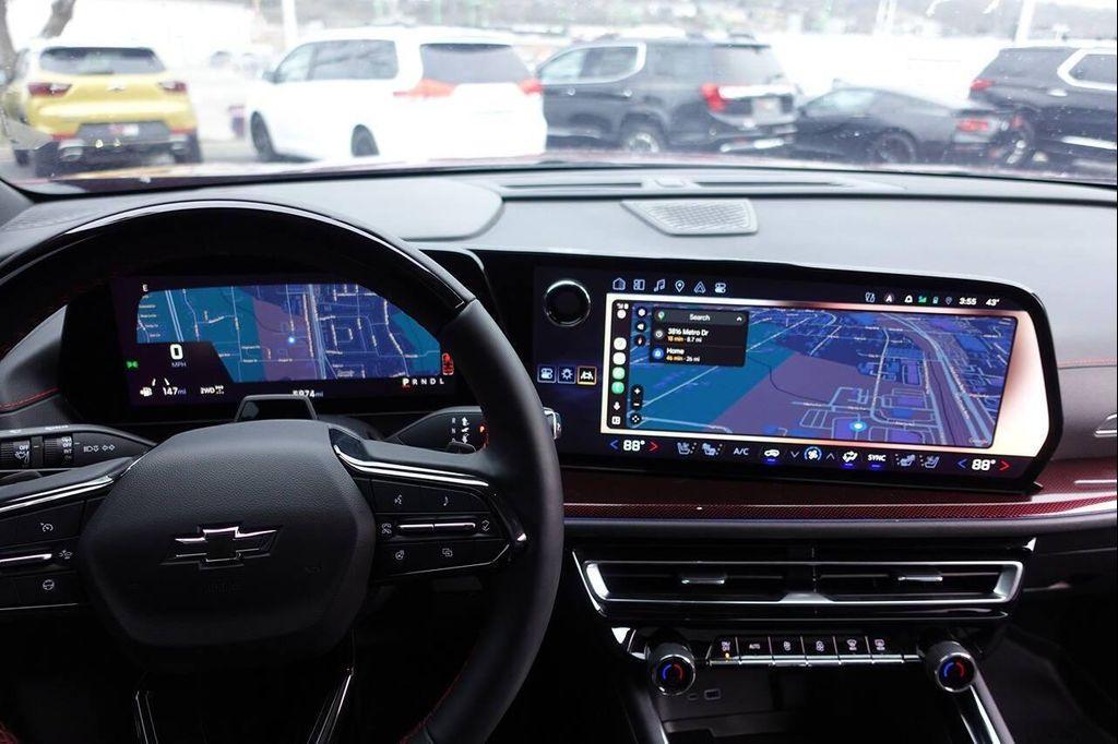 used 2024 Chevrolet Traverse car, priced at $42,995