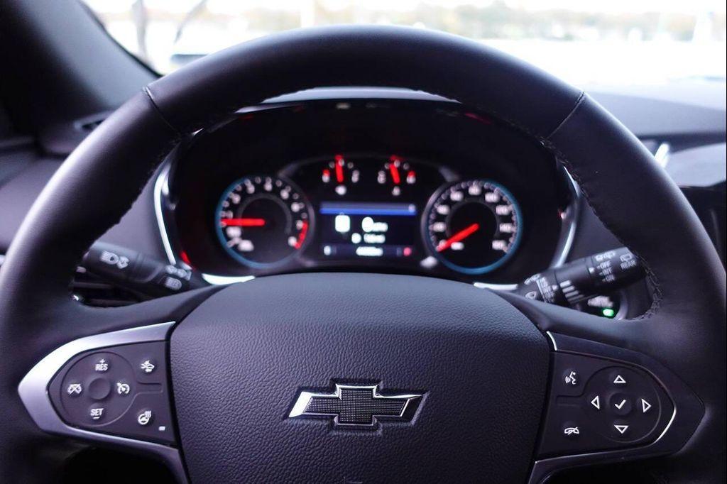 used 2023 Chevrolet Traverse car, priced at $26,995