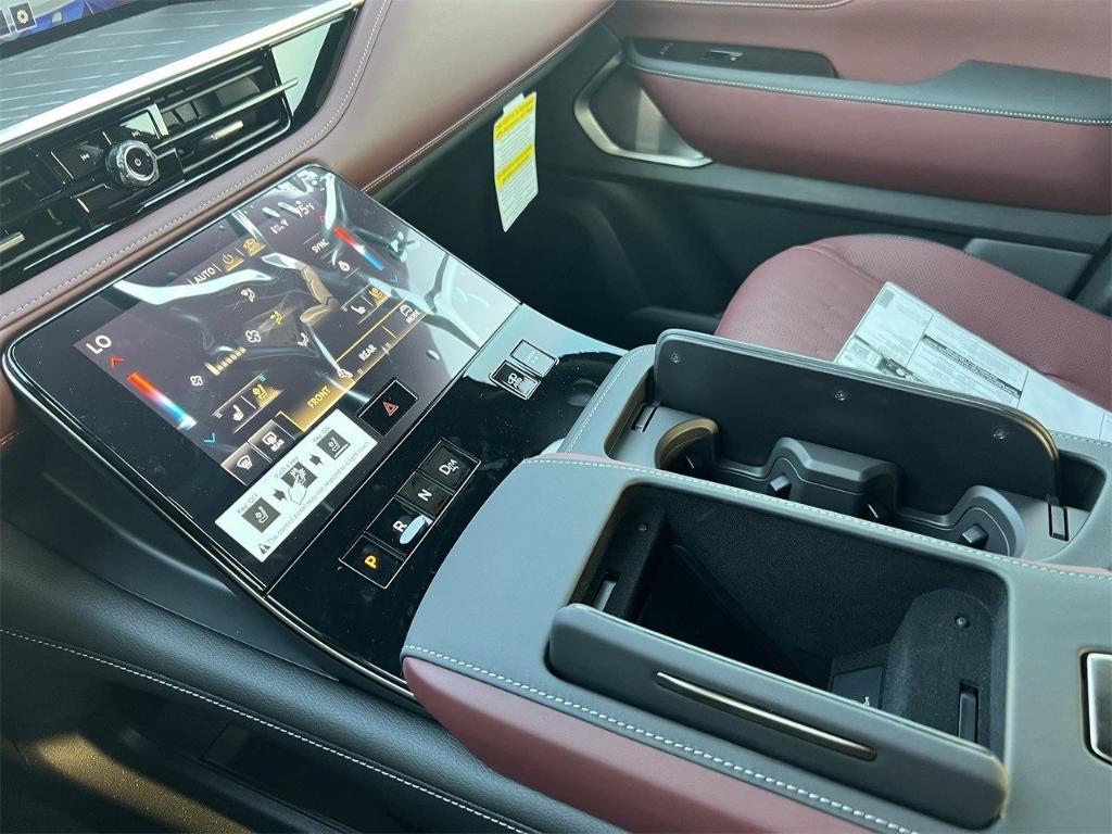 new 2026 INFINITI QX80 car, priced at $116,655