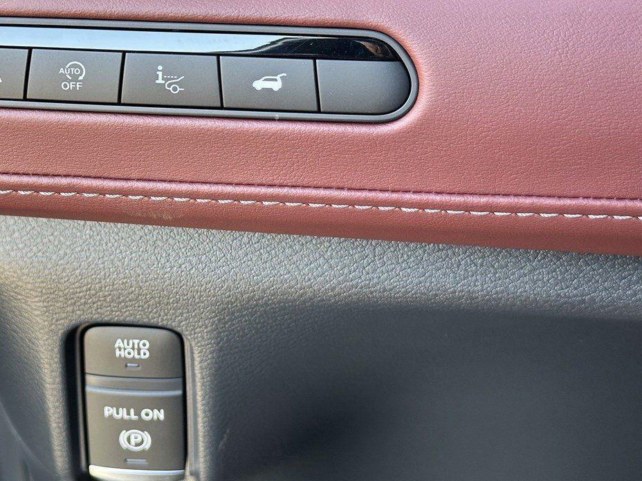 new 2026 INFINITI QX80 car, priced at $117,160