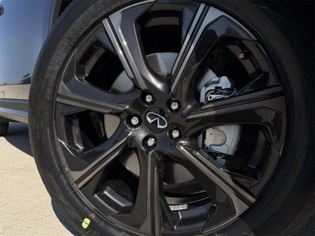 new 2026 INFINITI QX60 car, priced at $71,520