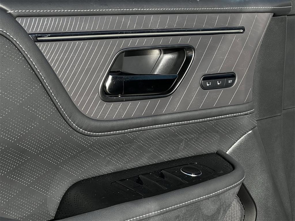 new 2026 INFINITI QX80 car, priced at $117,160