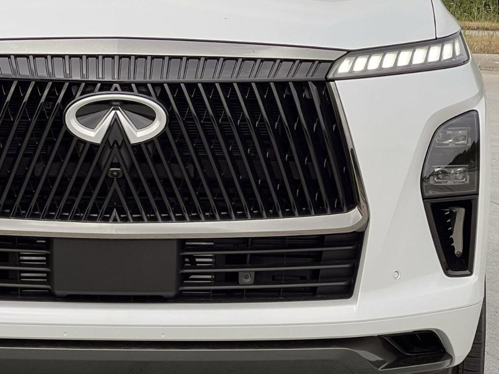 new 2026 INFINITI QX80 car, priced at $115,590