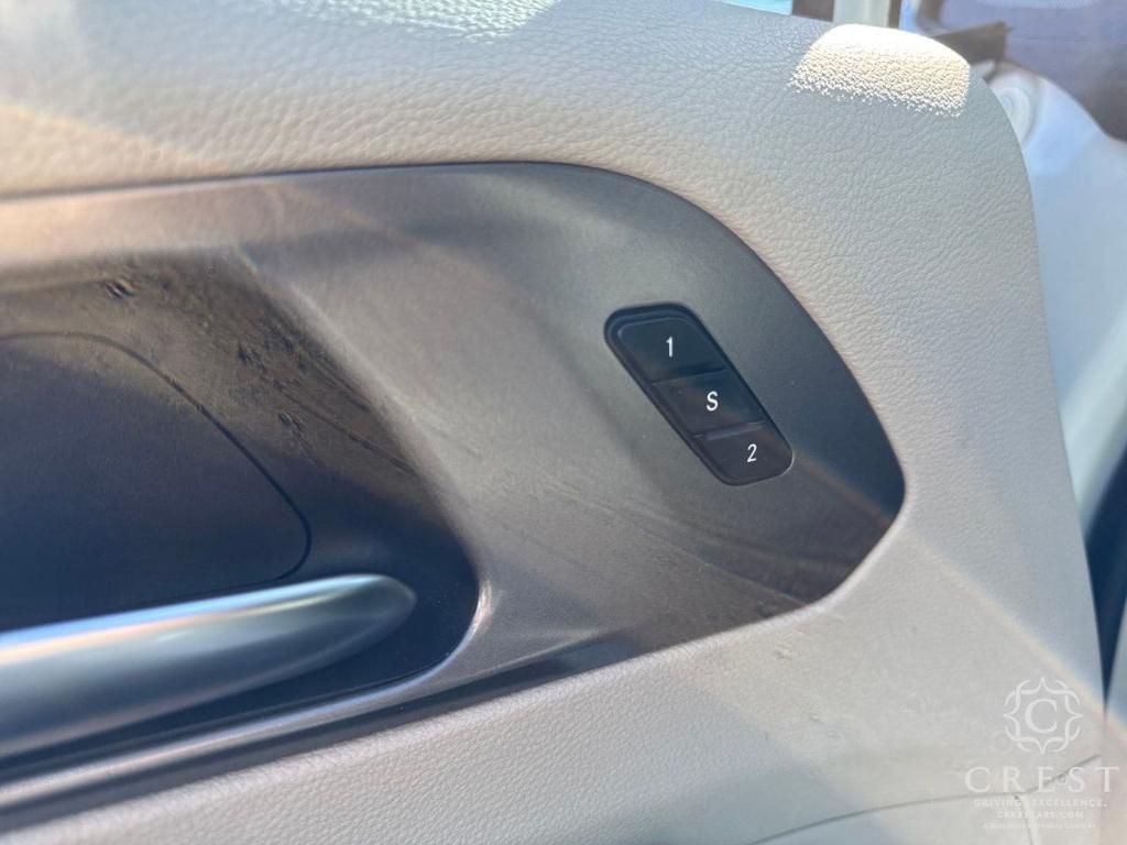 used 2024 Chrysler Pacifica car, priced at $27,985