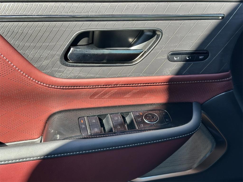 new 2026 INFINITI QX80 car, priced at $117,160