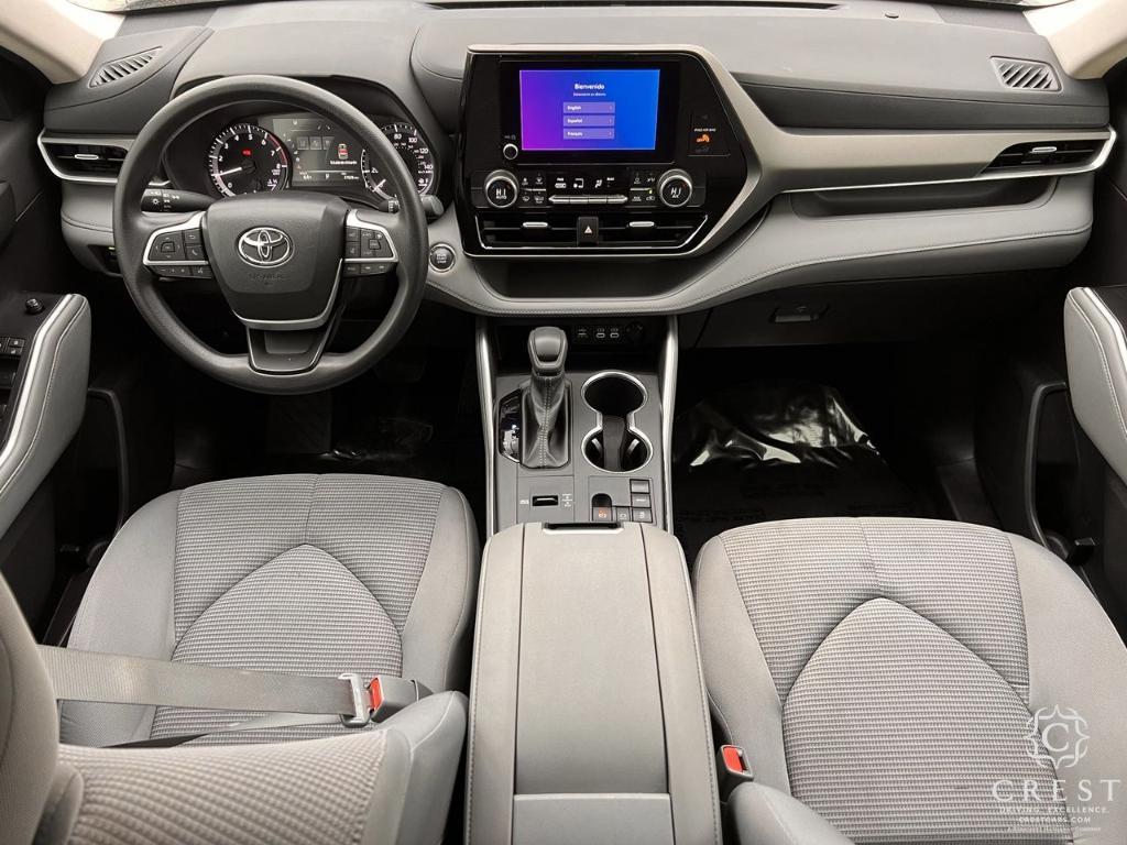 used 2023 Toyota Highlander car, priced at $30,985