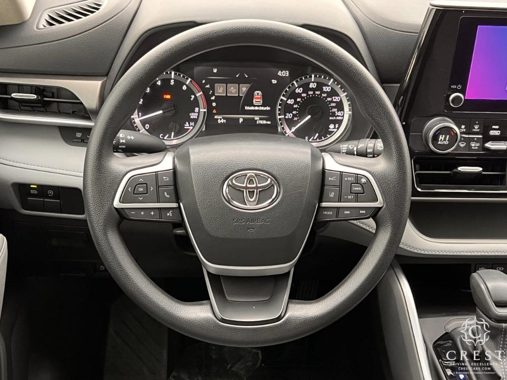 used 2023 Toyota Highlander car, priced at $30,985