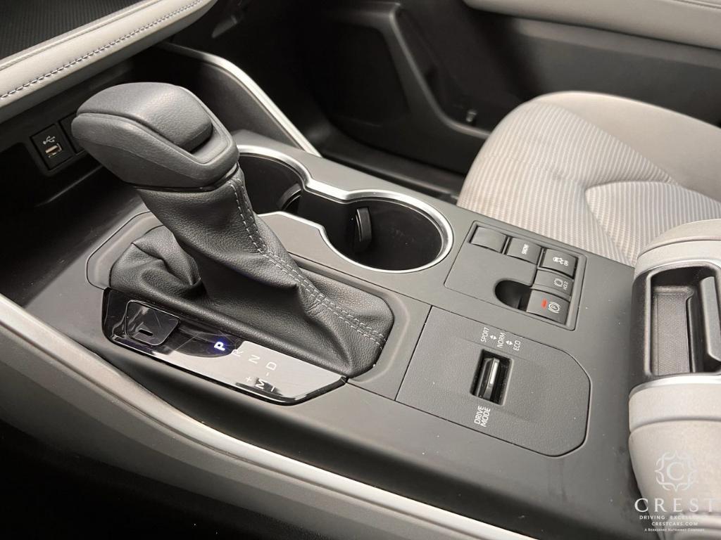 used 2023 Toyota Highlander car, priced at $30,985