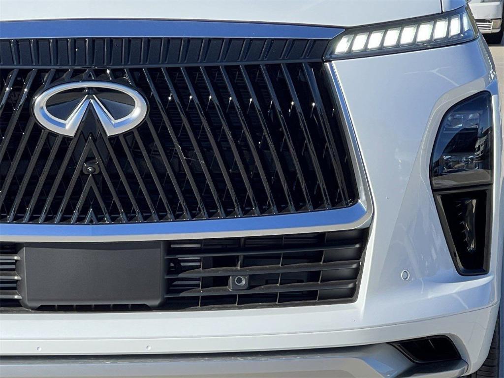 new 2026 INFINITI QX80 car, priced at $95,475