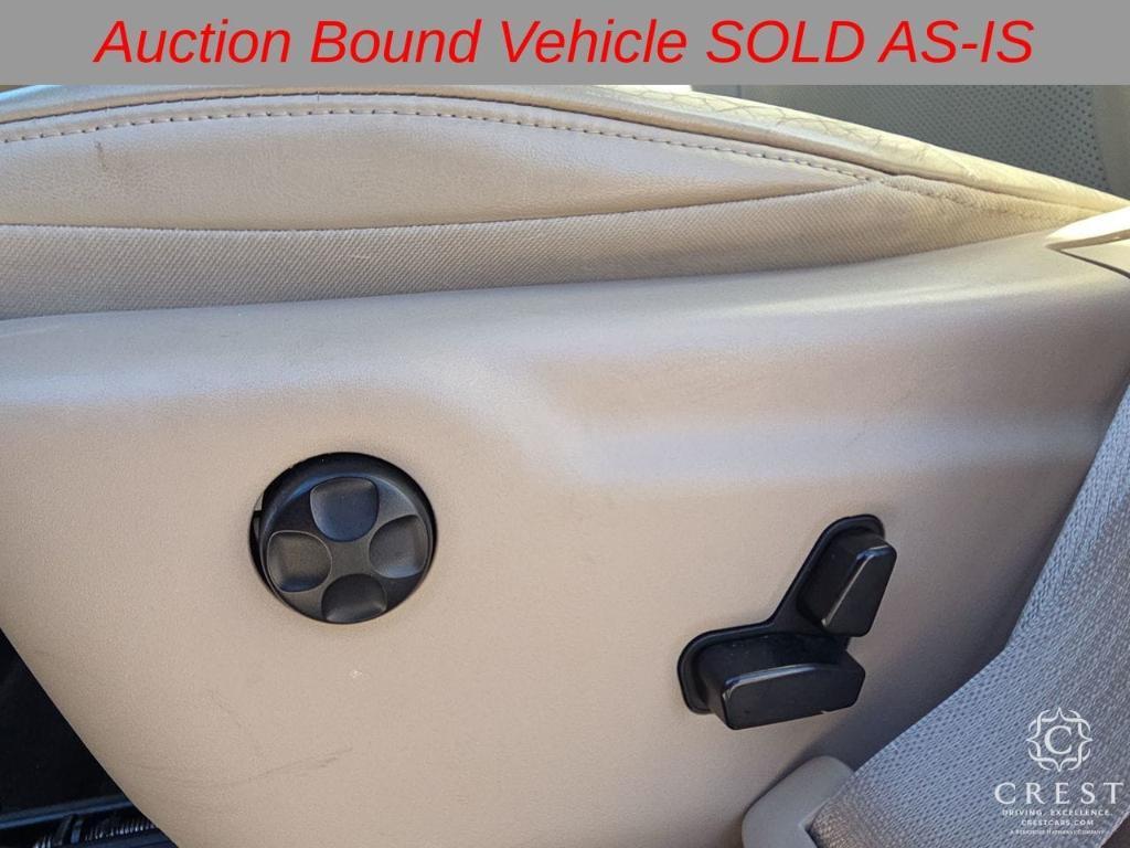 used 2015 Jeep Grand Cherokee car, priced at $9,999