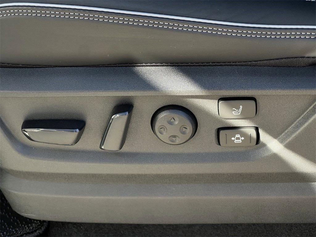 new 2026 INFINITI QX80 car, priced at $116,160