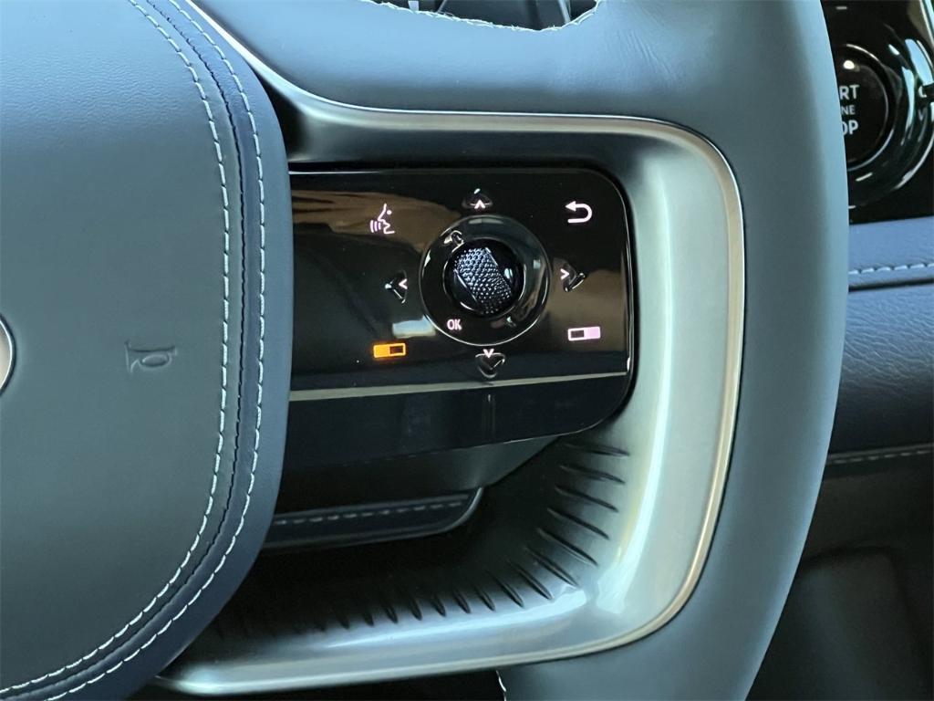 new 2026 INFINITI QX80 car, priced at $106,825