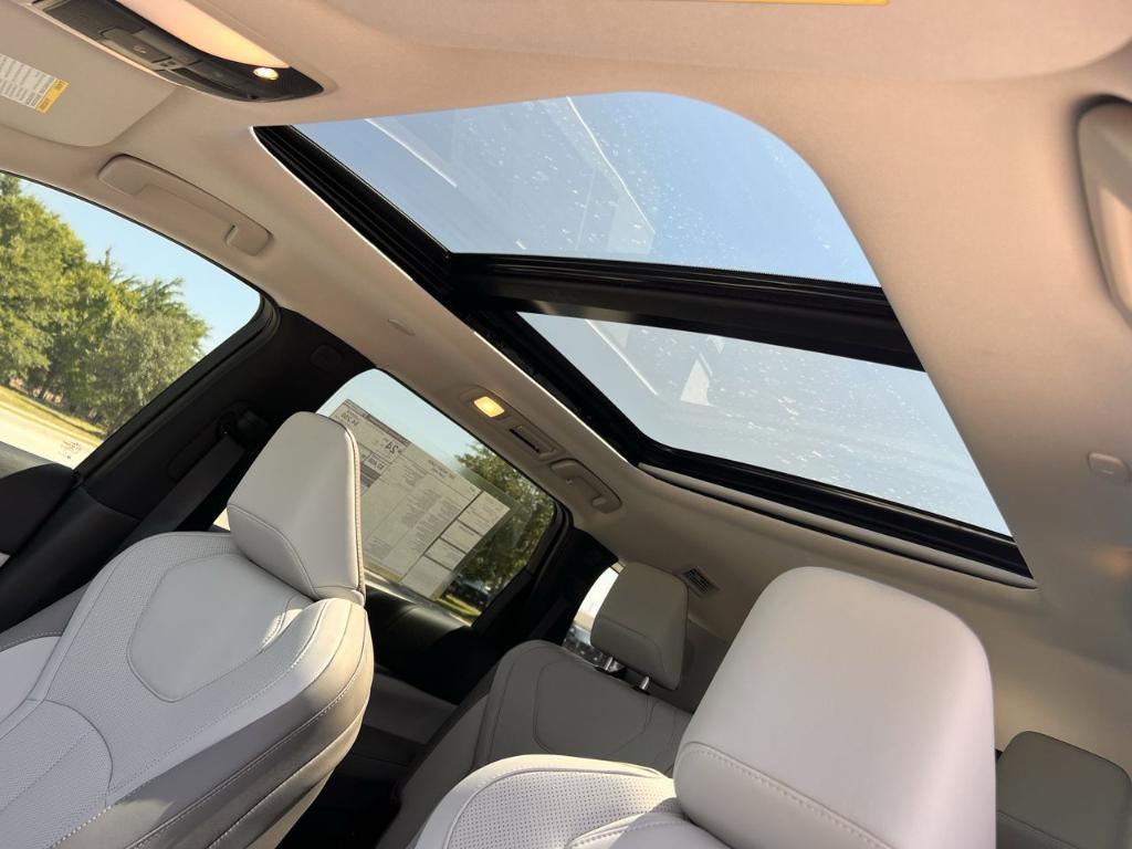 new 2027 INFINITI QX60 car, priced at $62,540