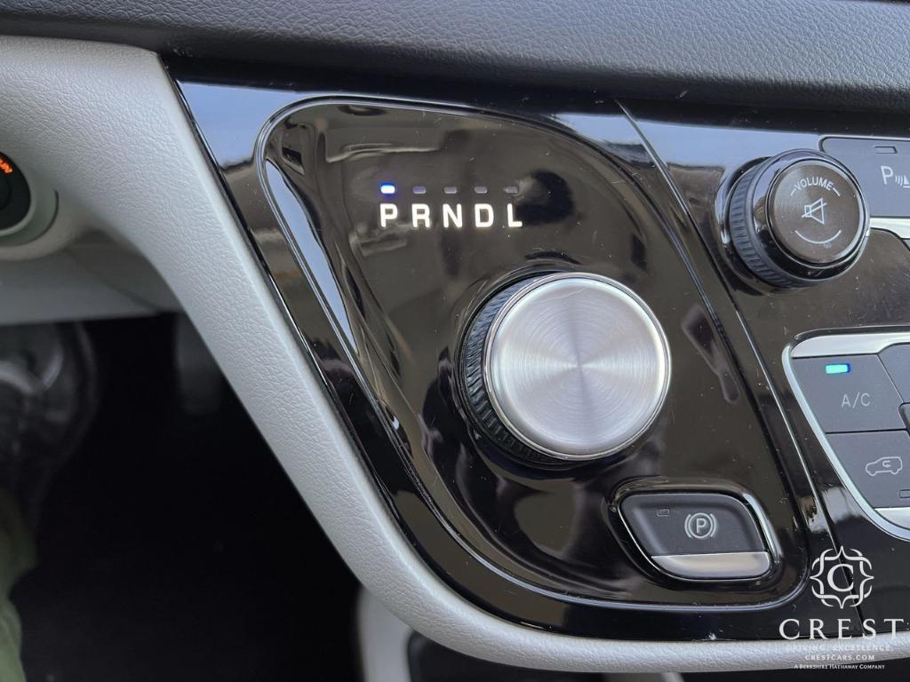 used 2017 Chrysler Pacifica car, priced at $9,985