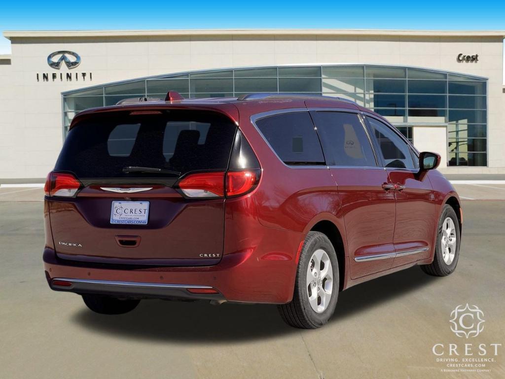 used 2017 Chrysler Pacifica car, priced at $9,985