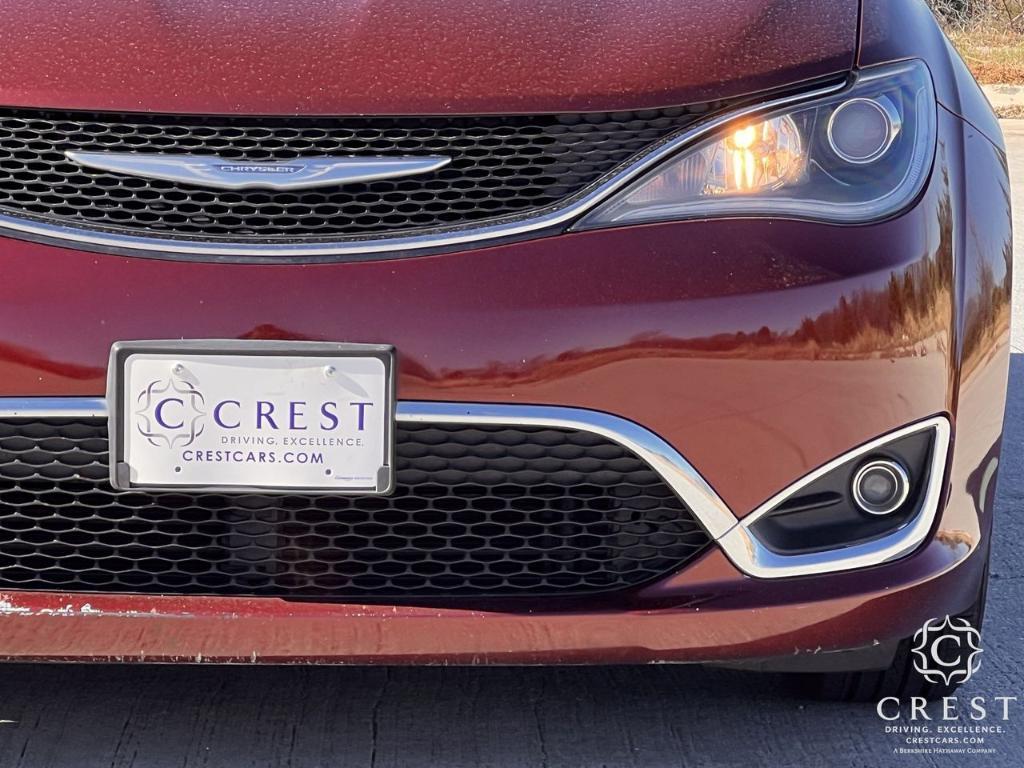 used 2017 Chrysler Pacifica car, priced at $9,985