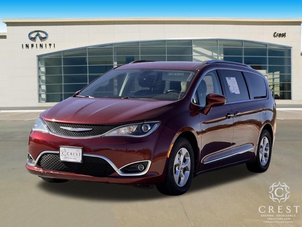 used 2017 Chrysler Pacifica car, priced at $9,985