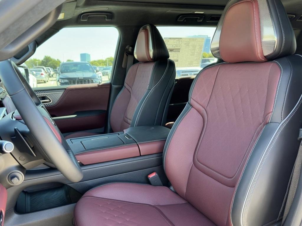 new 2026 INFINITI QX80 car, priced at $117,160