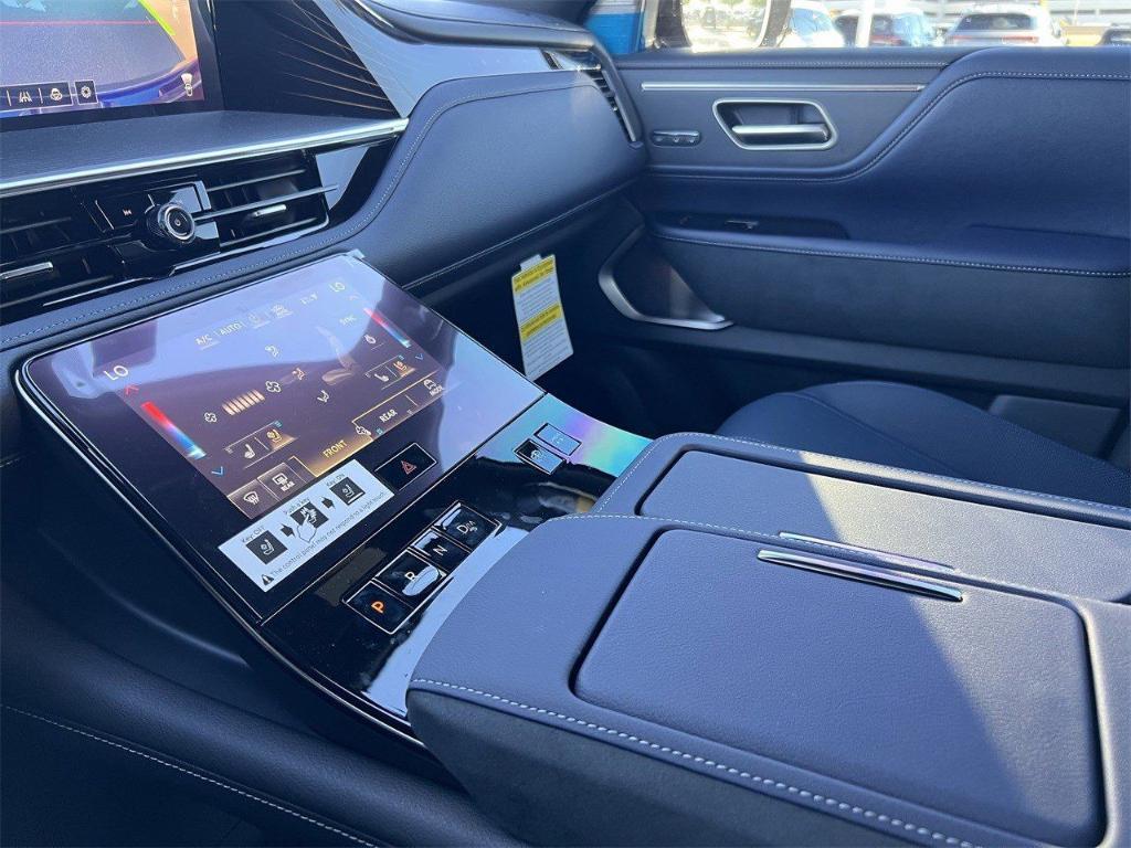 new 2026 INFINITI QX80 car, priced at $106,320